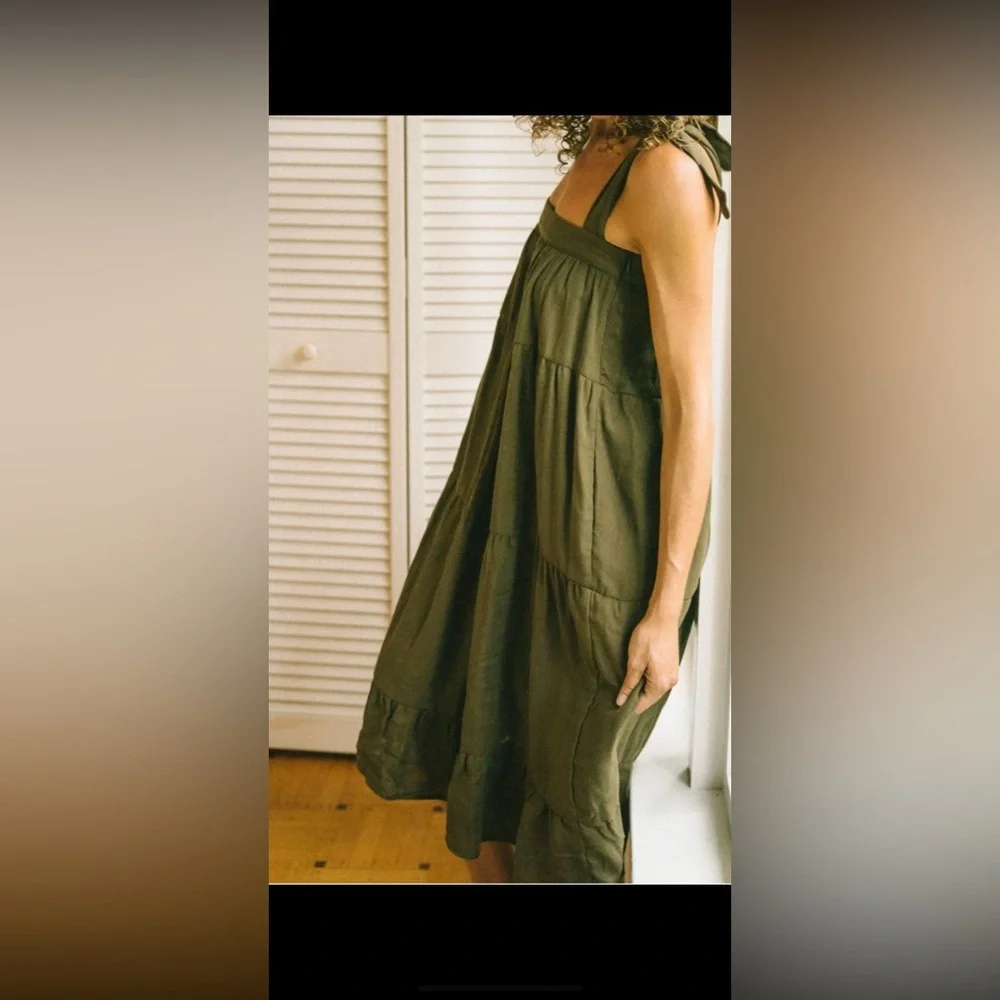 Jackson Rowe Breezy Seaweed Midi Dress - Picture 1 of 8